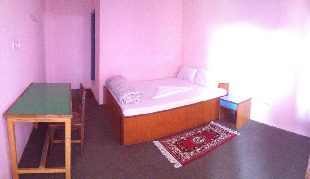 Hotel Lake House Pokhara Exterior foto