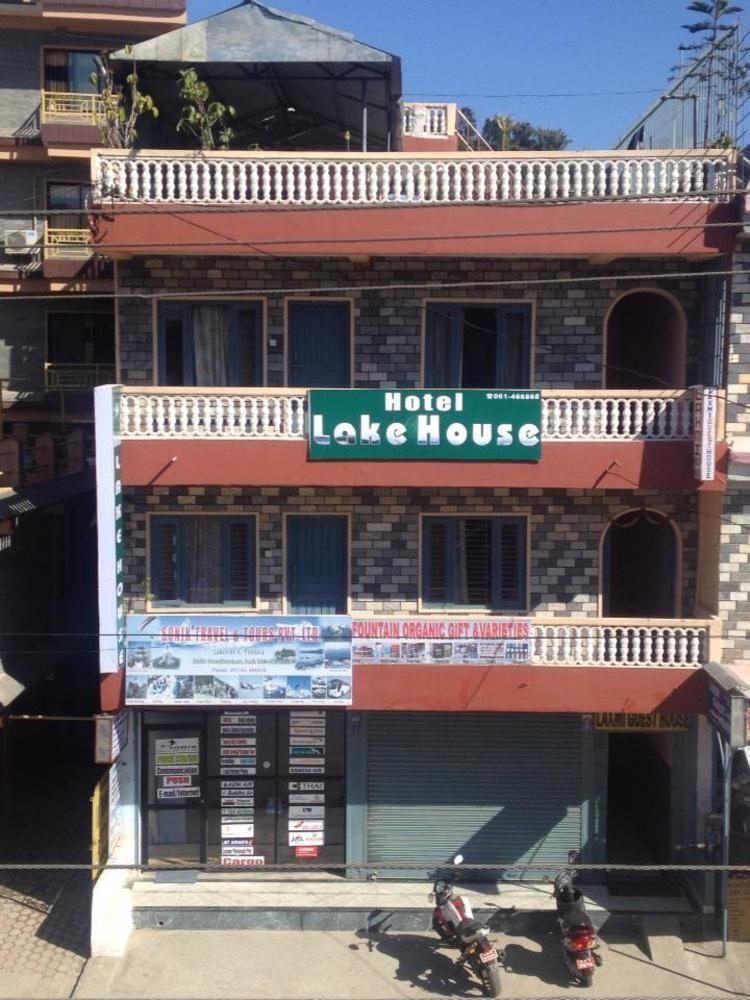 Hotel Lake House Pokhara Exterior foto